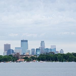 Meet your Posher, Risa